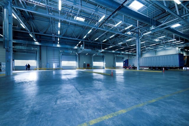 Warehouse & Cross-Dock Solutions